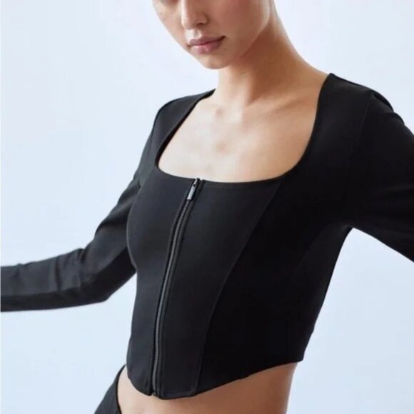 Aritzia Sunday Best Black Marerick Long Sleeve Corset Cropped Zip Front Small - Picture 3 of 9